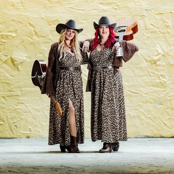 Mit „BeYOUtiful“ verbinden die Road Chicks eingängige Countrymusik mit starken Botschaften zu Selbstliebe.