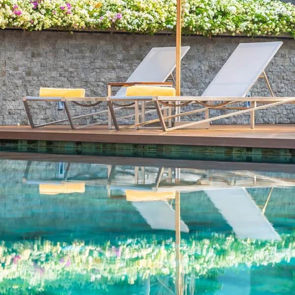Naturpools von Gartenarchitektur Hammerl – realisiert unter der Marke Pondovital – verbinden ökologische Gestaltung, niedrige Betriebskosten und langlebige Technik.