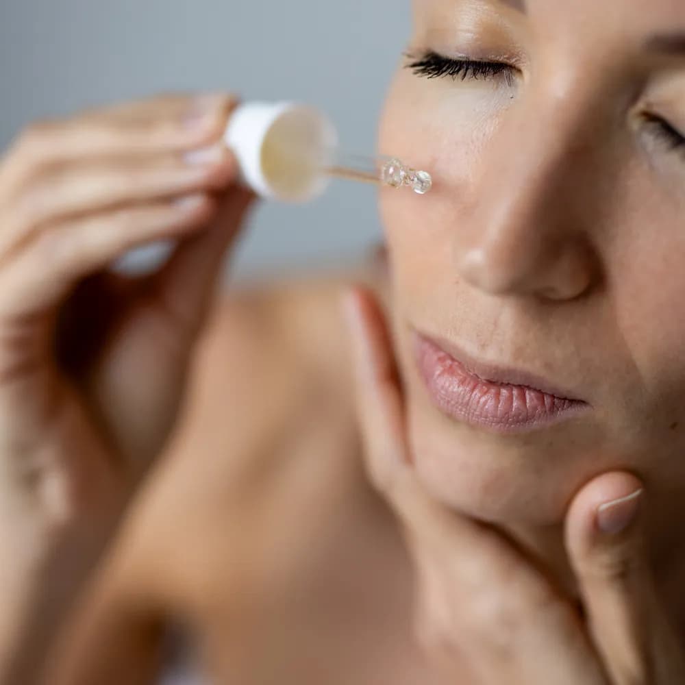 sobody Skin Health Studio bietet individuelle Sommerpflege mit Hautanalyse,  gezielten Behandlungen und fundiertem Sonnenschutzkonzept.