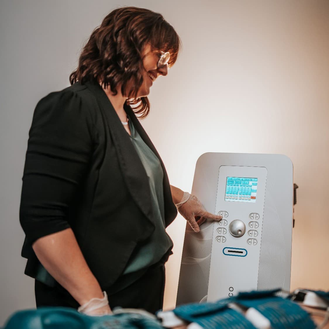 Umadum Gsund – Studio by Selina bietet vielseitige Detox-Anwendungen für nachhaltige Gesundheit und Umfangreduktion.