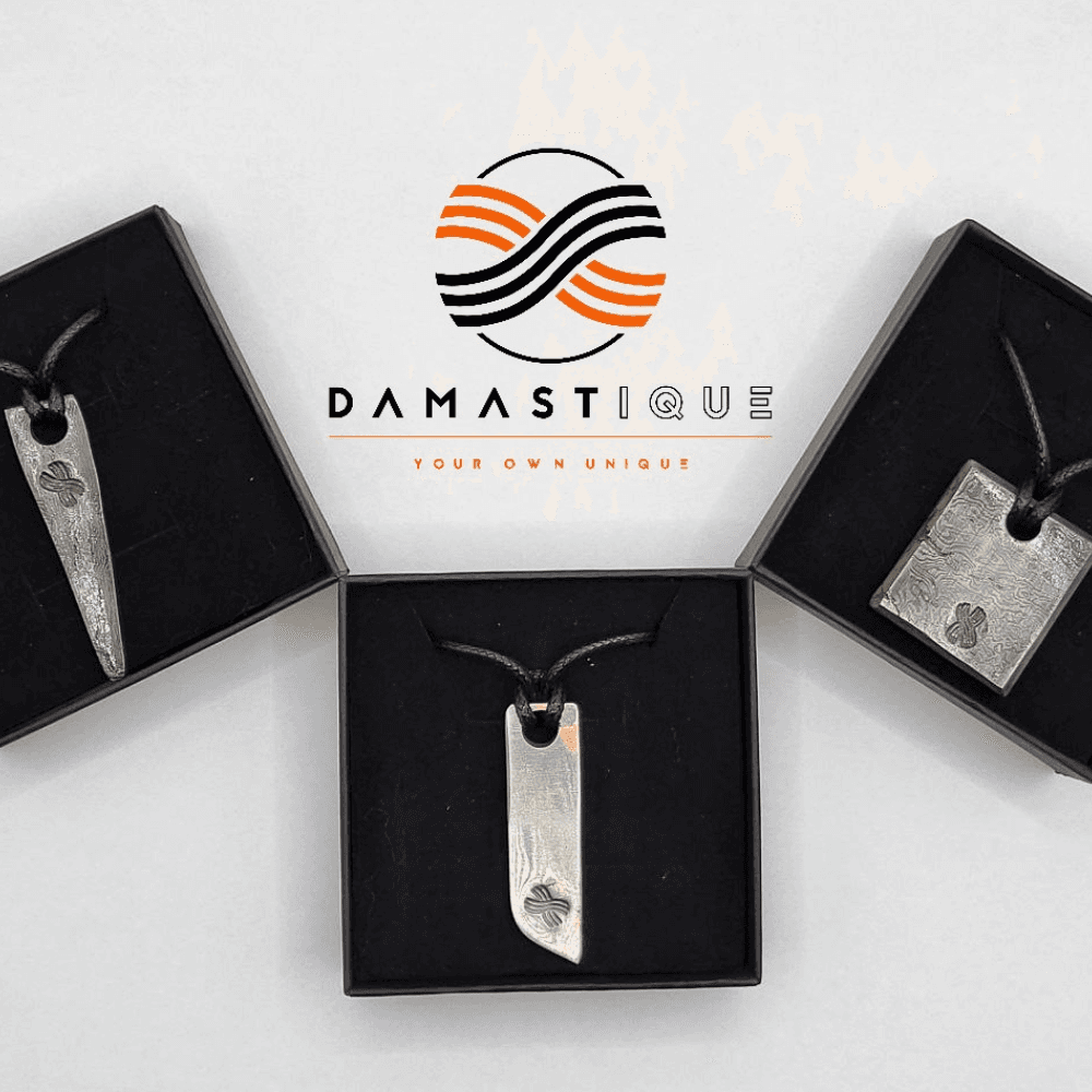 Ein Gutschein von Damastique verschenkt nicht nur ein handgefertigtes Damastmesser, sondern auch die einmalige Erfahrung eines eigenen Messerschmiedekurses.