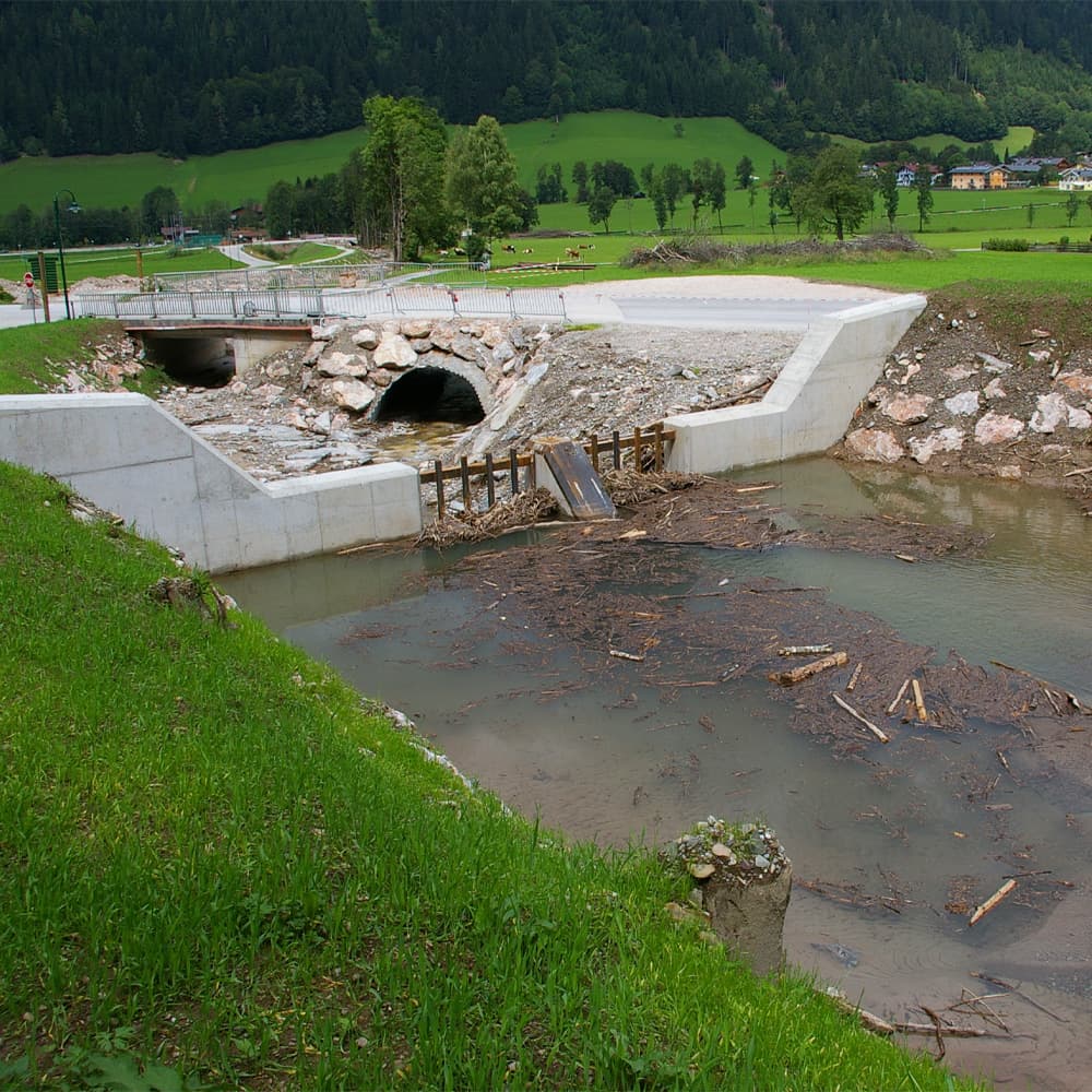 PI Wlattnig GmbH steht für nachhaltige Infrastrukturplanung, Bauaufsicht und Ingenieurleistungen im kommunalen Wasserbau.