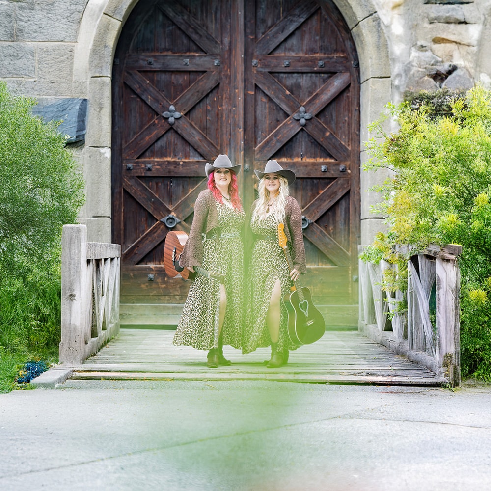 Road Chicks: Countrymusik mit emotionalen Texten