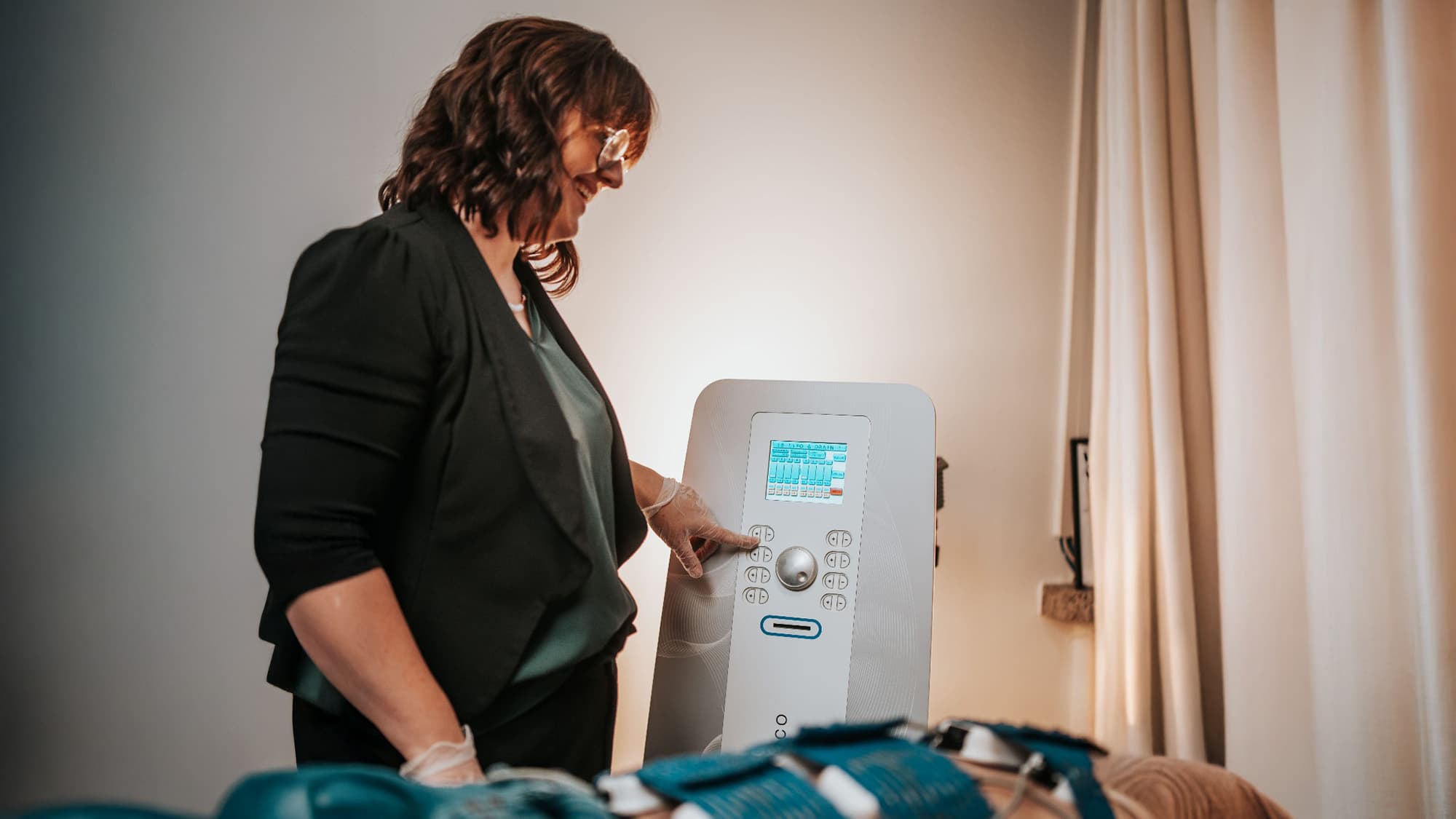 Umadum Gsund – Studio by Selina bietet vielseitige Detox-Anwendungen für nachhaltige Gesundheit und Umfangreduktion.