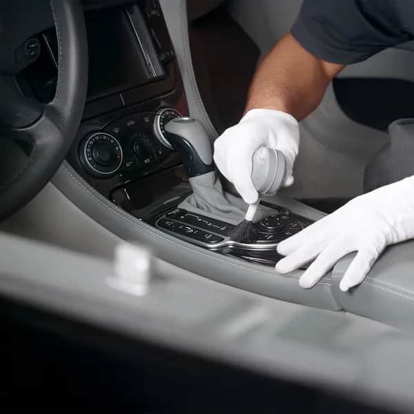 Mobile Car Care Salzburg bietet Autoreinigung vor Ort für zeitsparende, flexible Fahrzeugpflege.