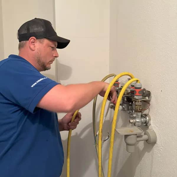 Sicherheitsprüfung und Wartung von Gasleitungen: INKOTEC Installations GmbH sorgt für zuverlässigen Gebäudeschutz.